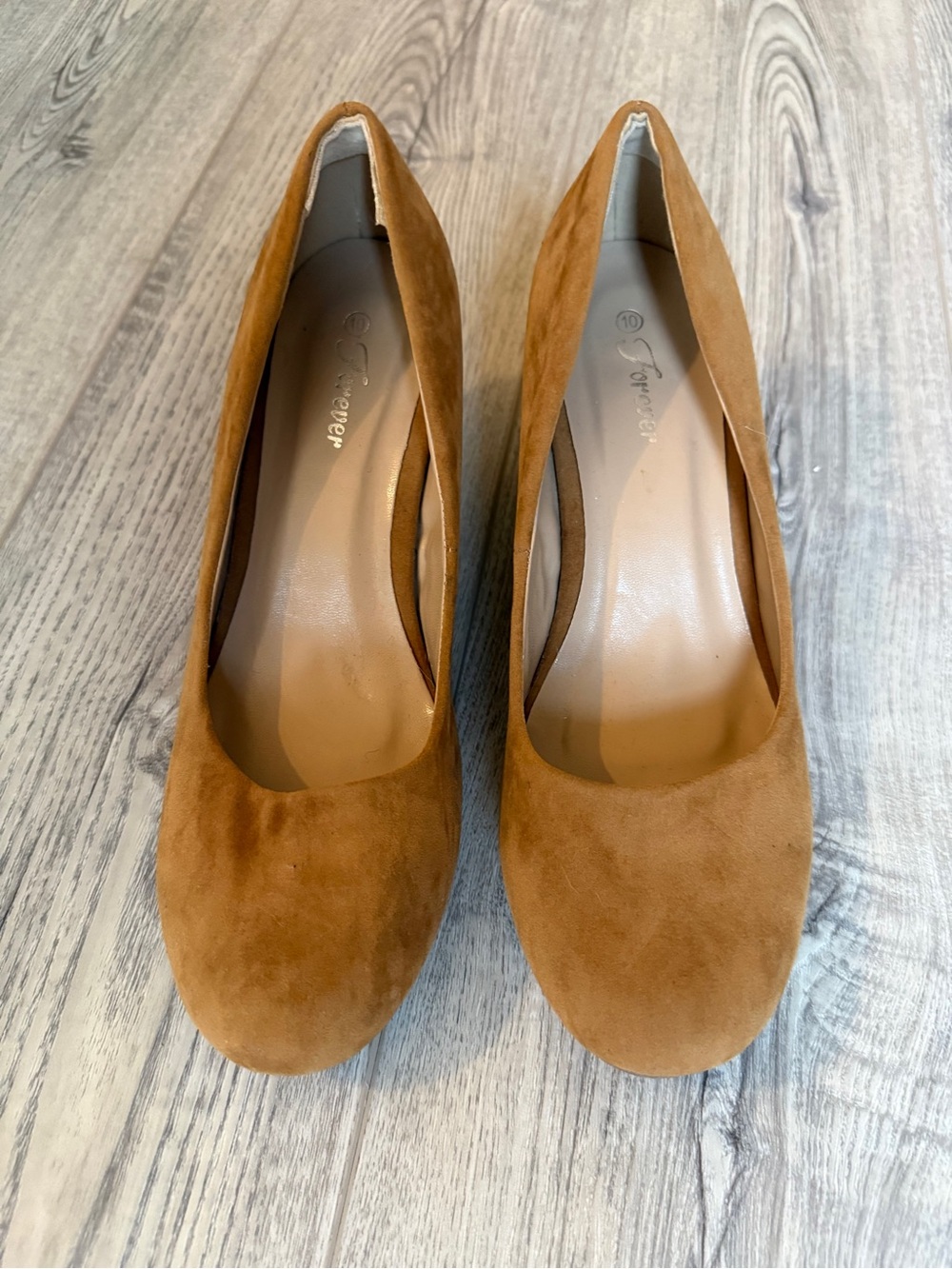Wedge Pumps in Cognac